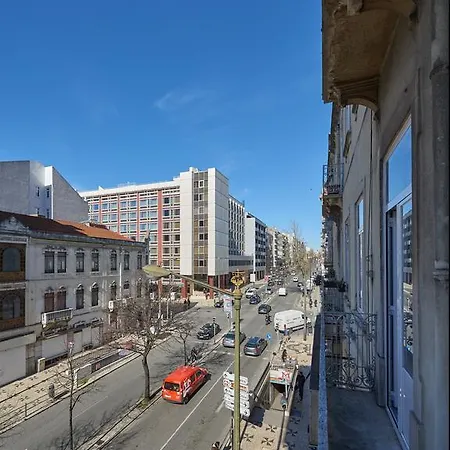 Apartment Almirante Reis Lisbon