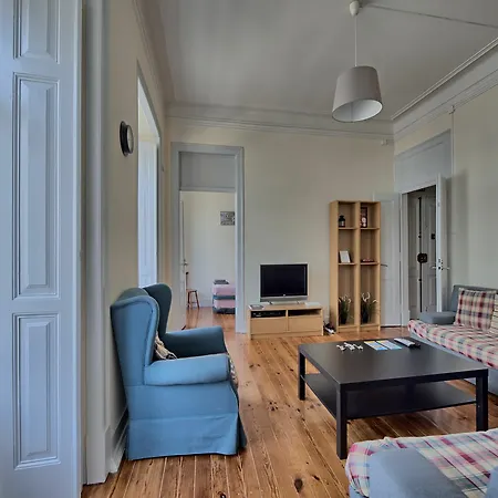Apartment Almirante Reis