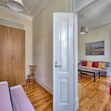 Apartment Almirante Reis